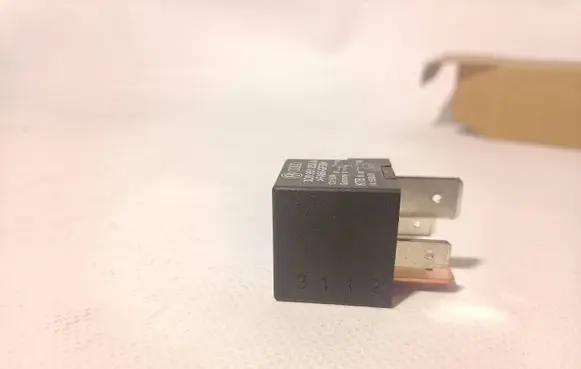 Porsche Cayenne (9PA) Other relay 3D0951253A 14150000