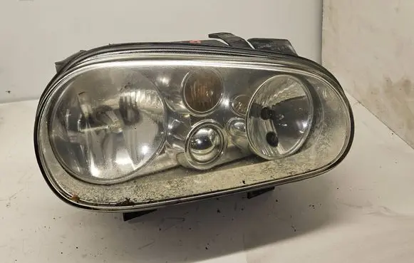 Volkswagen Golf IV Headlight/headlamp 1J1941016B 67742020
