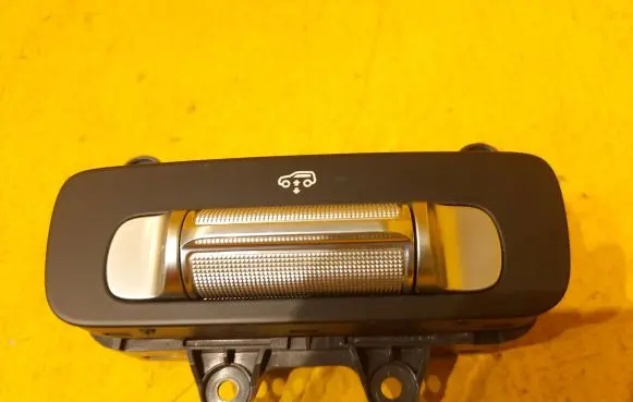 Mercedes-Benz GLE W167 Other switches/knobs/shifts A1679053702