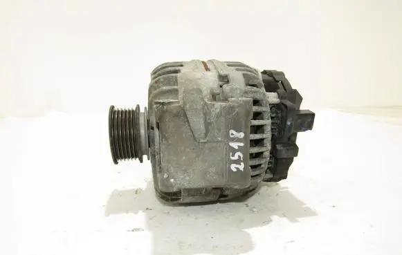 Volkswagen Scirocco Generator/alternator 06B903016AB