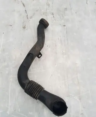 Land Rover Discovery 4 - LR4 Intercooler hose/pipe AH227990FA