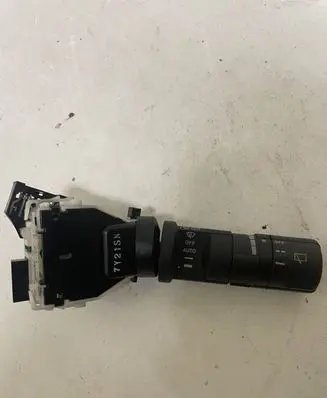 Nissan Qashqai Wiper control stalk 7Y21SN
