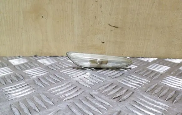 BMW 3 E90 E91 Front fender indicator light 6932998