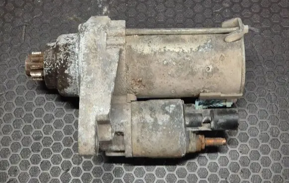 Volkswagen Polo IV 9N3 Starter motor 02T911023S 2102086244