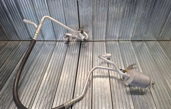 Ford Fusion II Air conditioning (A/C) pipe/hose HS7H19N601BC
