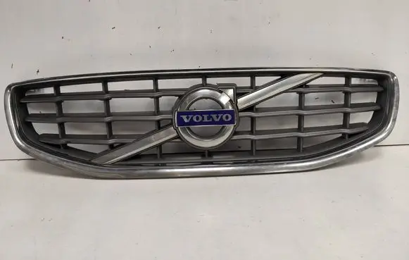 Volvo V60 Front bumper upper radiator grill 31323099 30795839 31323338