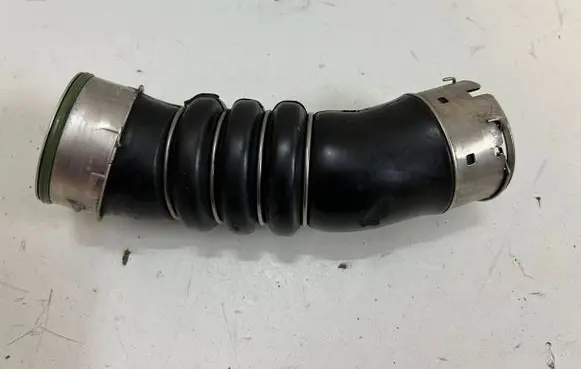 BMW 1 E81 E87 Intercooler hose/pipe 780275201