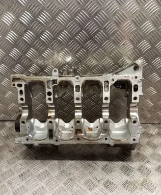 Mazda CX-3 Camshaft holder PE0110382