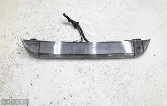 Mitsubishi Grandis Tailgate rear/tail lights