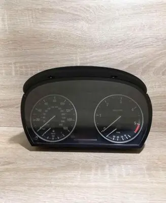 BMW 3 E90 E91 Speedometer (instrument cluster) 9220964 102538098