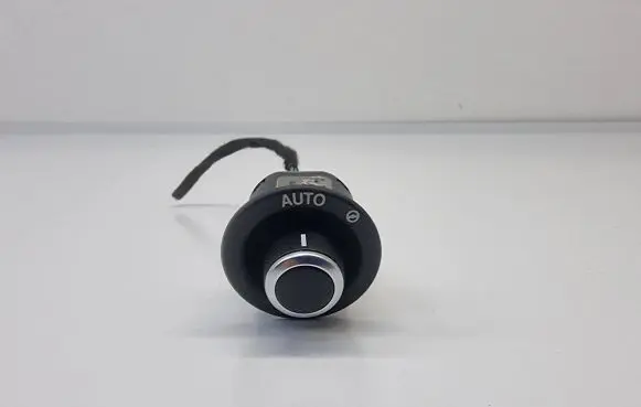 Land Rover Discovery Sport Steering wheel adjustment switch FW936465AB 909782L3000BF 10126497
