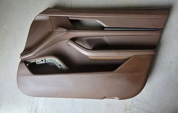 Porsche Taycan 9J1 Coupe rear side trim panel 9J1867012BN TPNP020236 7135841
