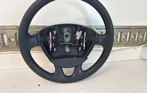 Opel Vivaro Steering wheel 8200201344