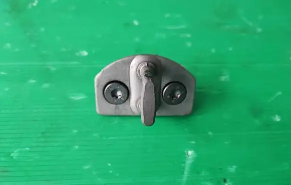 Opel Vivaro Sliding door lock loop/hook striker 