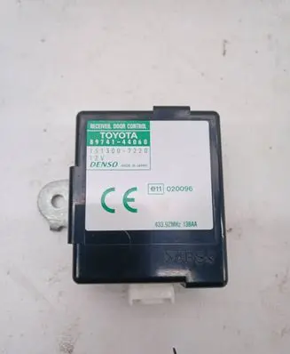 Toyota Avensis Verso Door control unit/module 8974144060 1513007220 E11020096