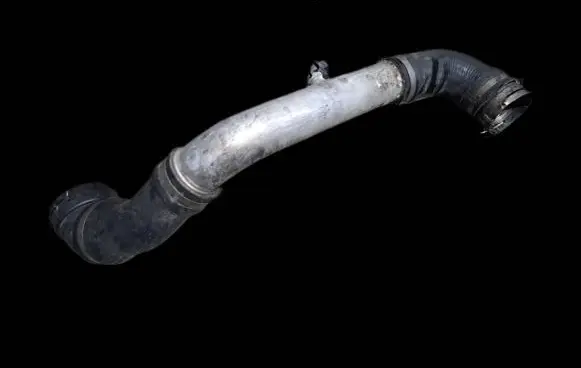 BMW 5 E60 E61 Intercooler hose/pipe 7793896