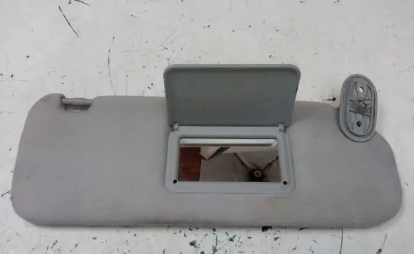 Toyota Corolla E120 E130 Sun visor