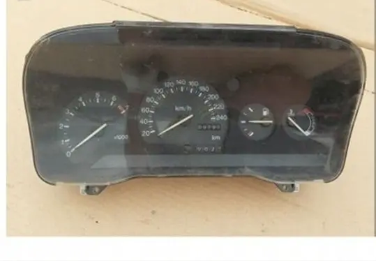 Ford Orion Speedometer (instrument cluster)
