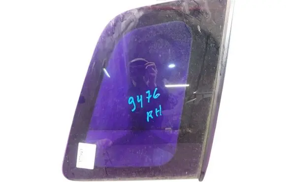 Ford Fusion Rear side window