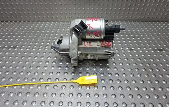 Toyota Aygo X Starter motor S27730819 281000Q170