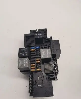 Mercedes-Benz C W205 Fuse module A2229063202