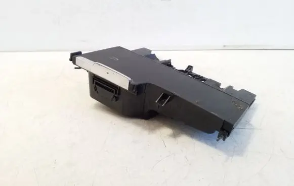Volvo XC60 Ashtray (front) 31694583
