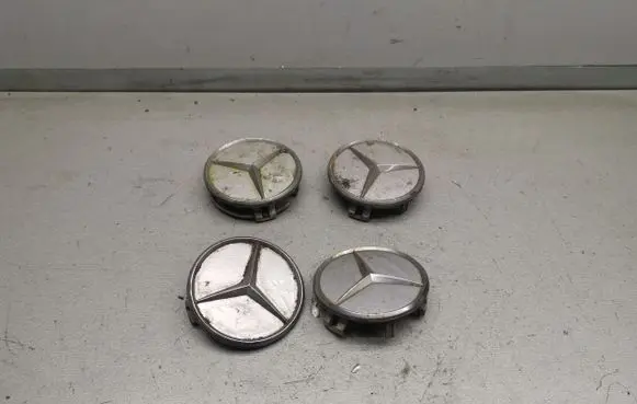Mercedes-Benz S W220 Original wheel cap 2204000125