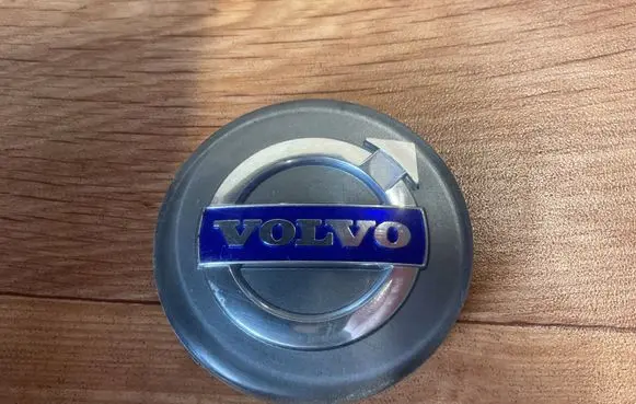 Volvo V70 Original wheel cap 30666913 30748052 VI90011
