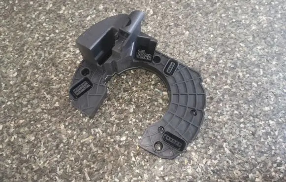 Mercedes-Benz E W211 Steering angle sensor 0305459732