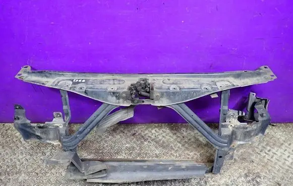 Seat Leon (1M) Front bodywork piece 