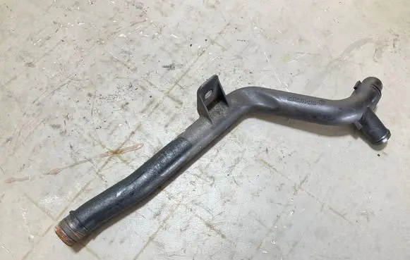 Audi Q5 SQ5 Engine coolant pipe/hose 03L121065