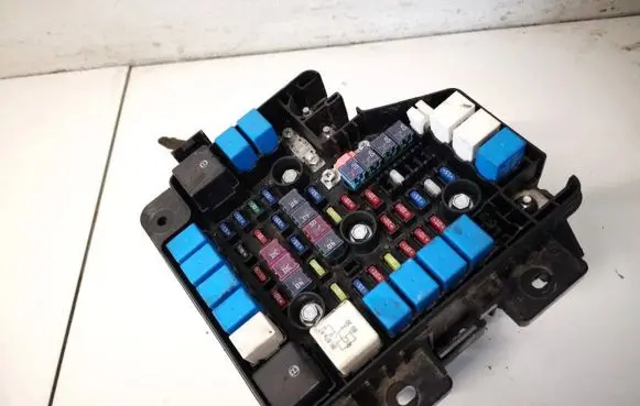Hyundai Santa Fe Fuse box set