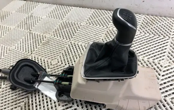 Opel Corsa F Gear shift rod 9824124780