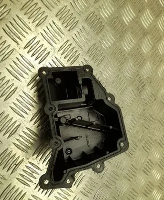 Skoda Superb B8 (3V) Oil breather separator 04E103464AA