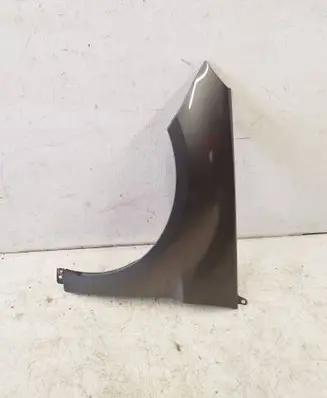 Mercedes-Benz B W245 Fender