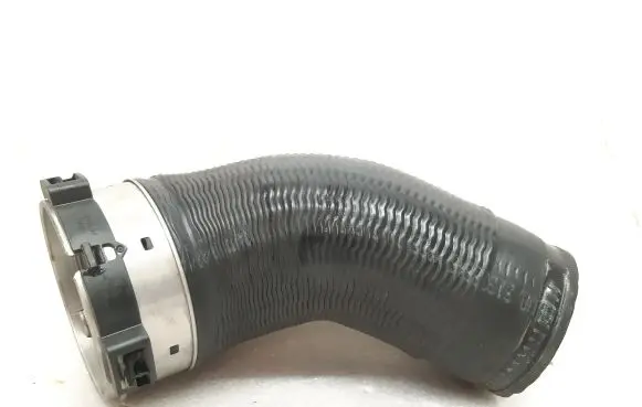 Volvo XC90 Intercooler hose/pipe
