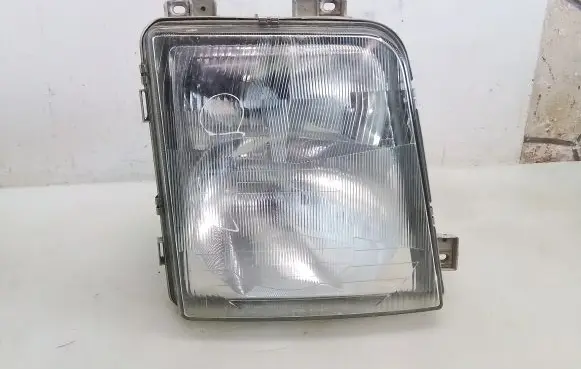 Volkswagen II LT Headlight/headlamp