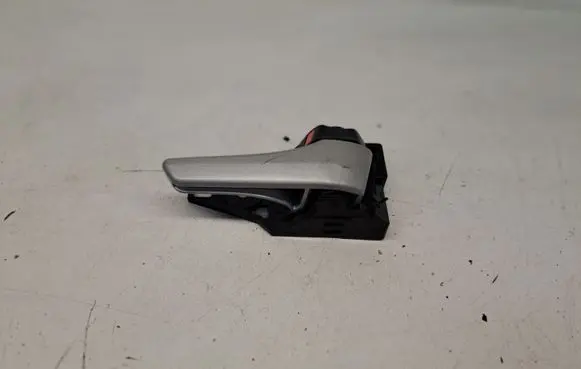 Toyota Prius (XW20) Front door interior handle