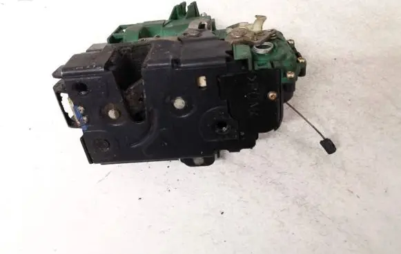 Volkswagen Golf IV Front door lock 3b1837016ad