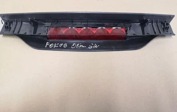 Ford Focus Third/center stoplight 1S7113A613AE