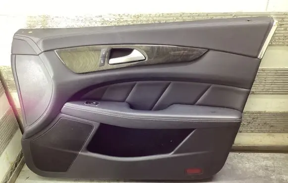 Mercedes-Benz CLS C218 X218 Front door card panel trim A2187270248 A2185404407 A2049058502
