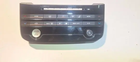 Jaguar F-Pace Air conditioner control unit module 170113A0334X HK8318C858NE