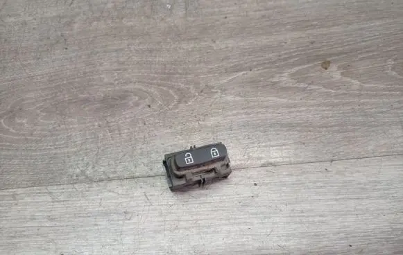 Central locking switch button