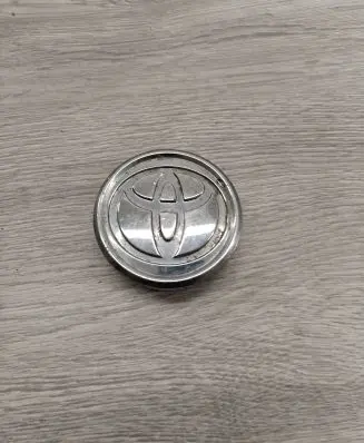 Toyota Corolla Verso AR10 Original wheel cap
