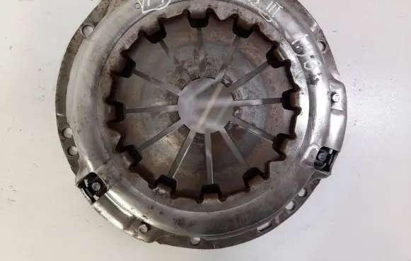 Toyota Yaris Pressure plate 0000055