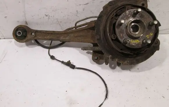 Rear wheel hub spindle/knuckle