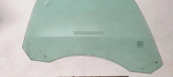 Volvo S80 Rear door window glass 43R001105 E000186 DOT57M20AS2