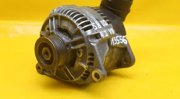 Audi A8 S8 D2 4D Generator/alternator 0123510013 077903015E
