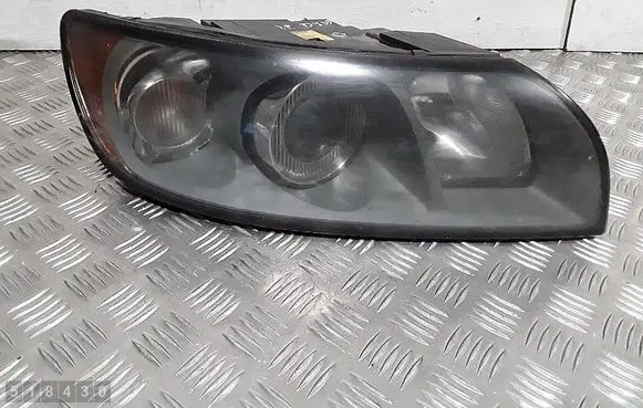Volvo V50 Headlight/headlamp 30678913