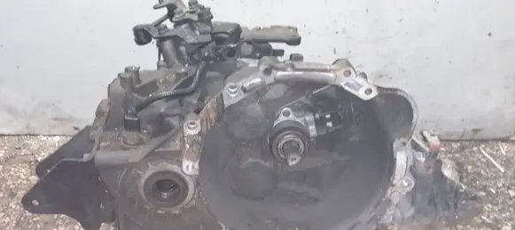 Manual 6 speed gearbox
